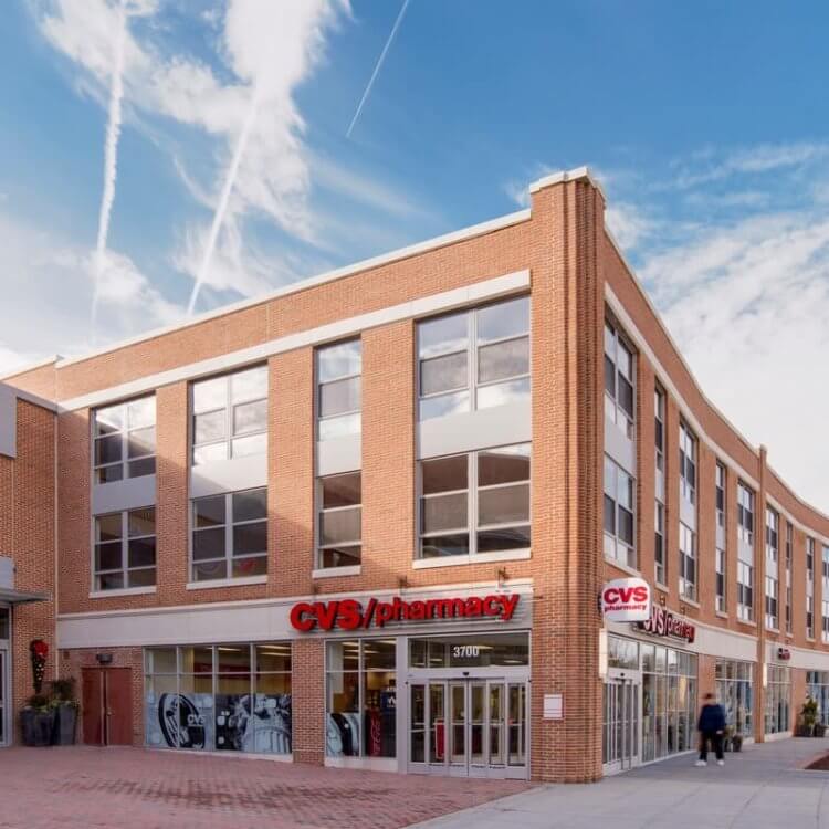 the elaine dc apartments neighborhood near by shops