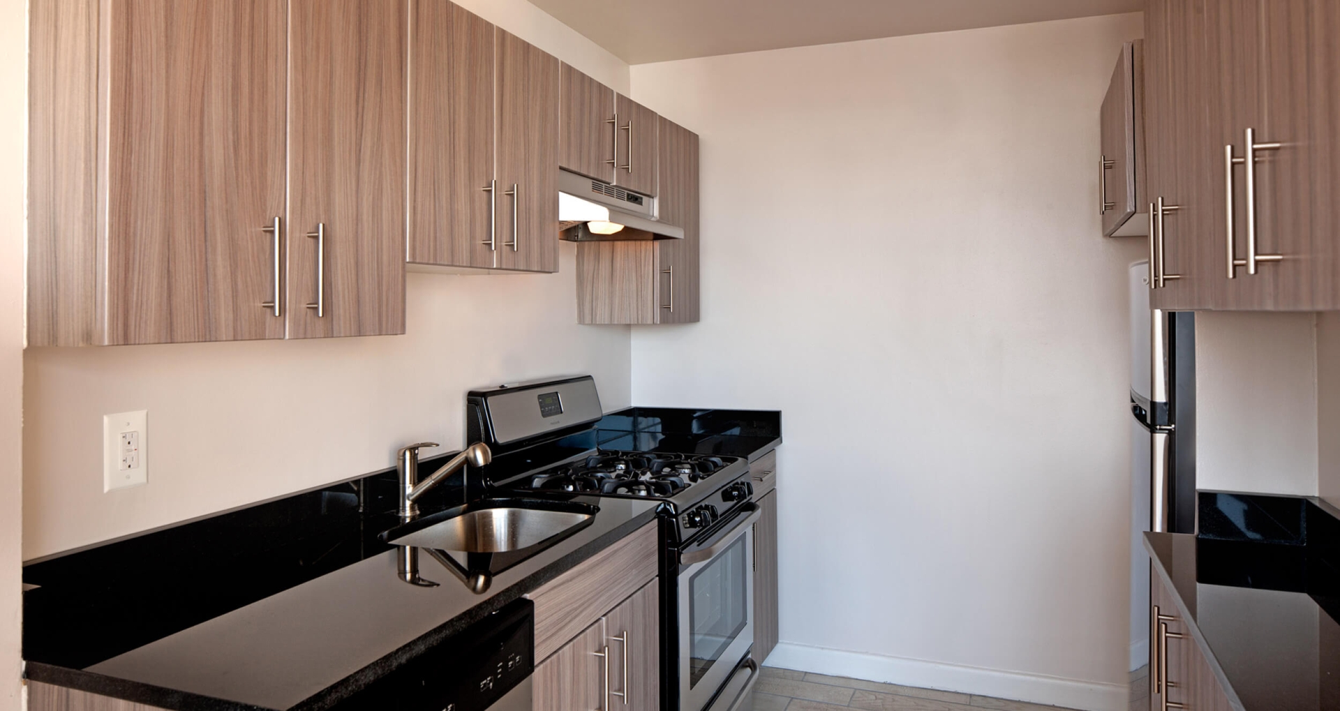 the elaine kitchen 1